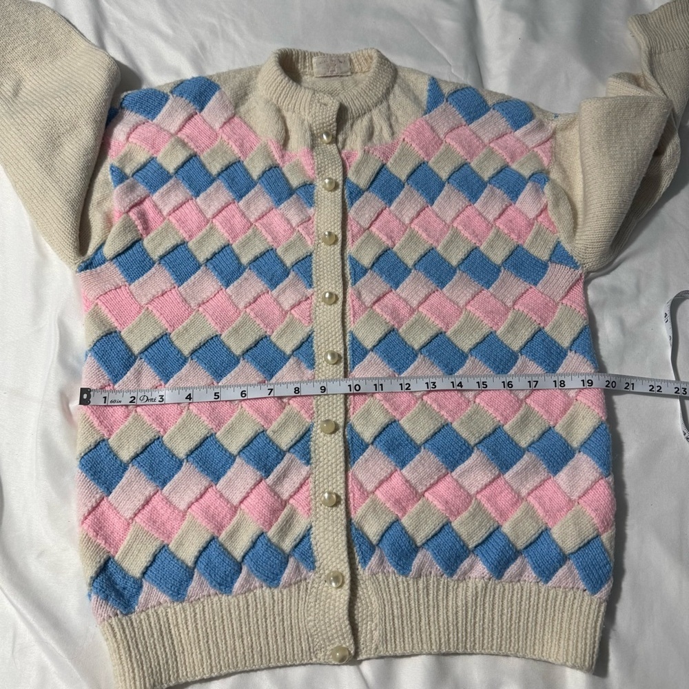 Hand Knit Diamond Basket Weave Cardigan Vintage Granny Chic Easter Cottagecore - Picture 5 of 7